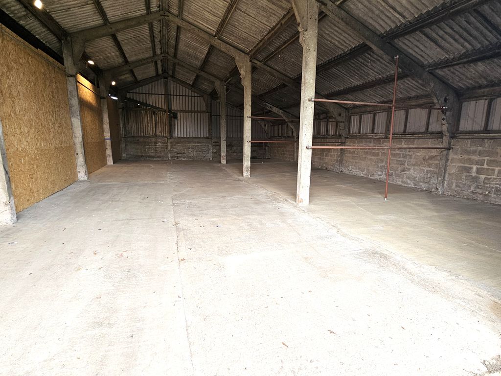 Property photo 2 of 5