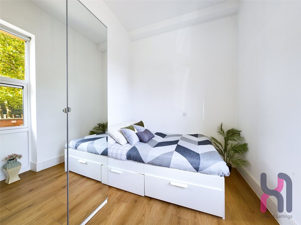 Property photo 3 of 4 Picture No. 09