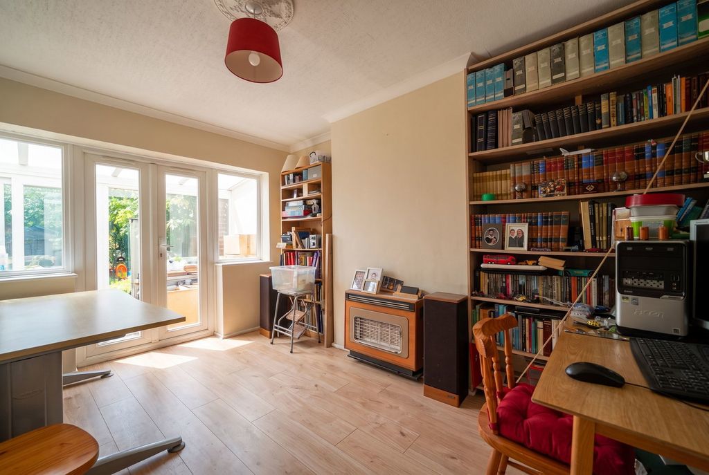 Property photo 2 of 15