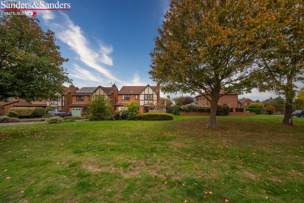 Property photo 2 of 32 Photograph 2