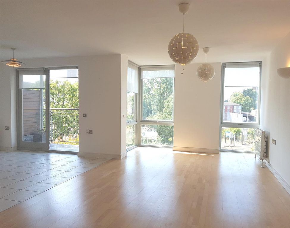 Property photo 3 of 11 Reception Room