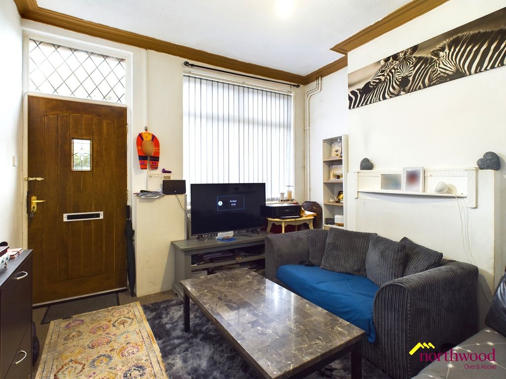 Property photo 2 of 5