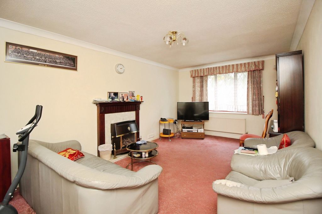 Property photo 3 of 22