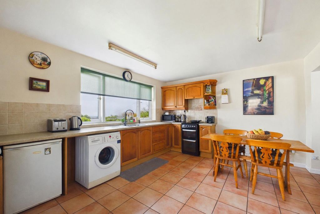 Property photo 3 of 17 Ai Enhanced