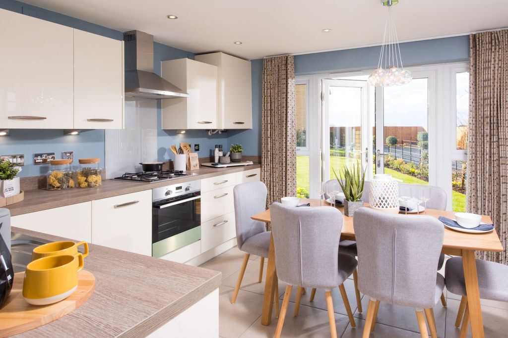 Property photo 2 of 10 Brentford Kitchen