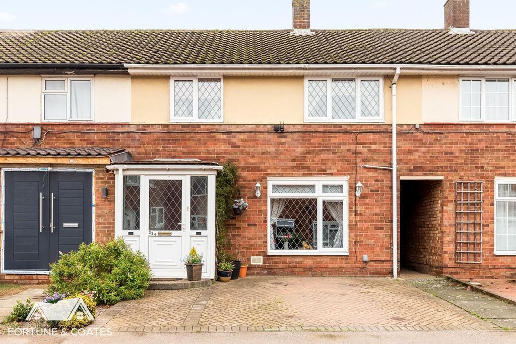 Property photo 1 of 36 Cartersmead_38.Jpg