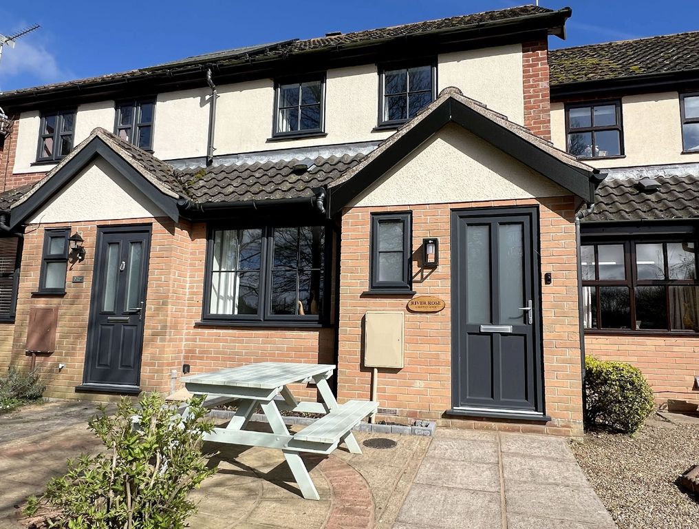 Property photo 1 of 17 5203824