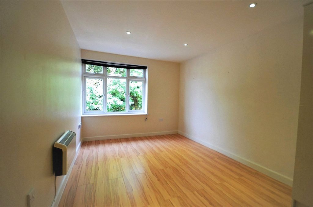 Property photo 3 of 5 Picture No. 05