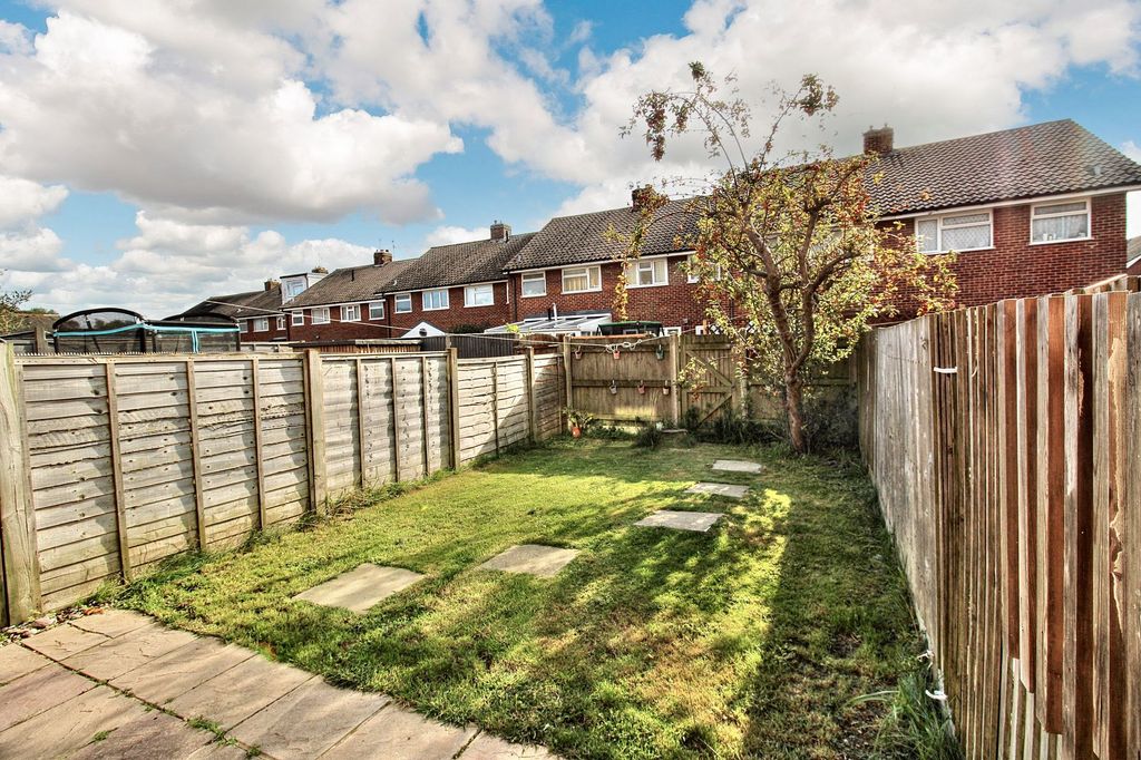 Property photo 2 of 10
