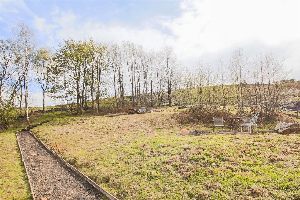 Property photo 3 of 59