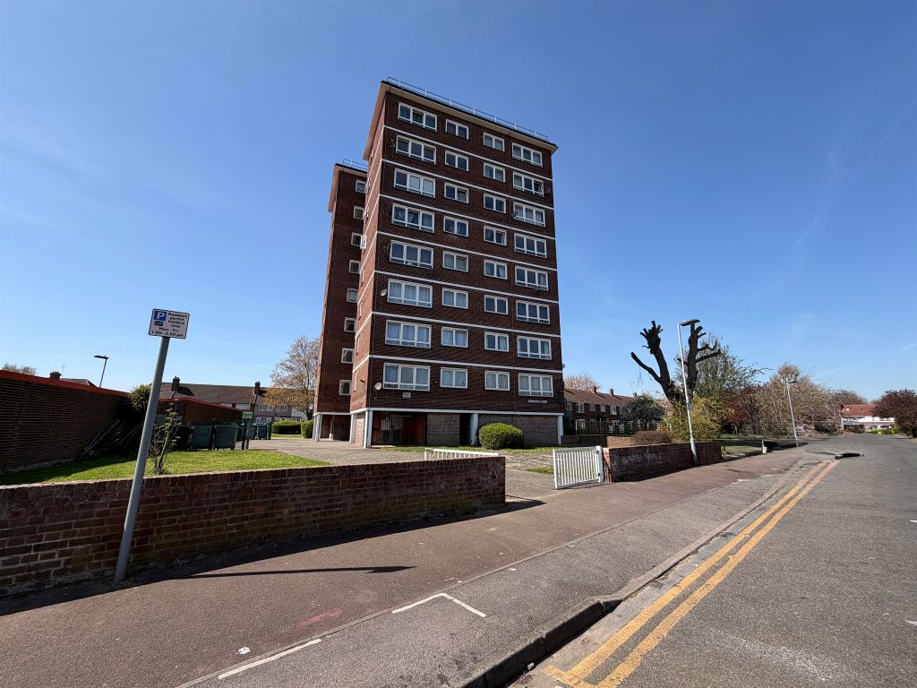 Property photo 3 of 7