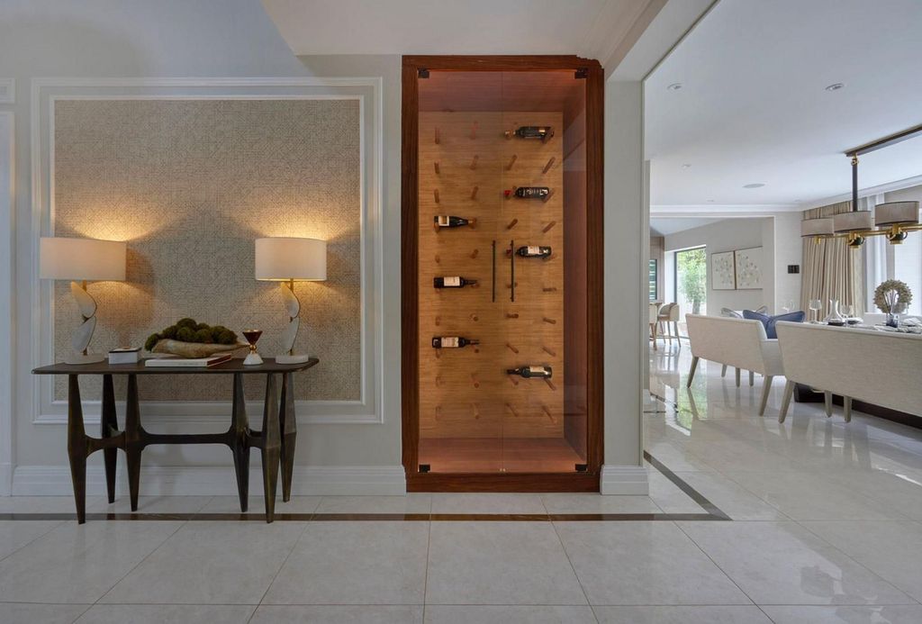 Property photo 2 of 25