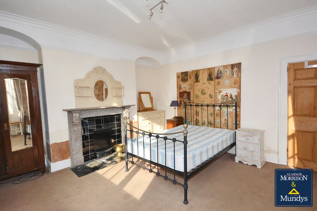 Property photo 2 of 11 Ground Floor Bedroom Reception