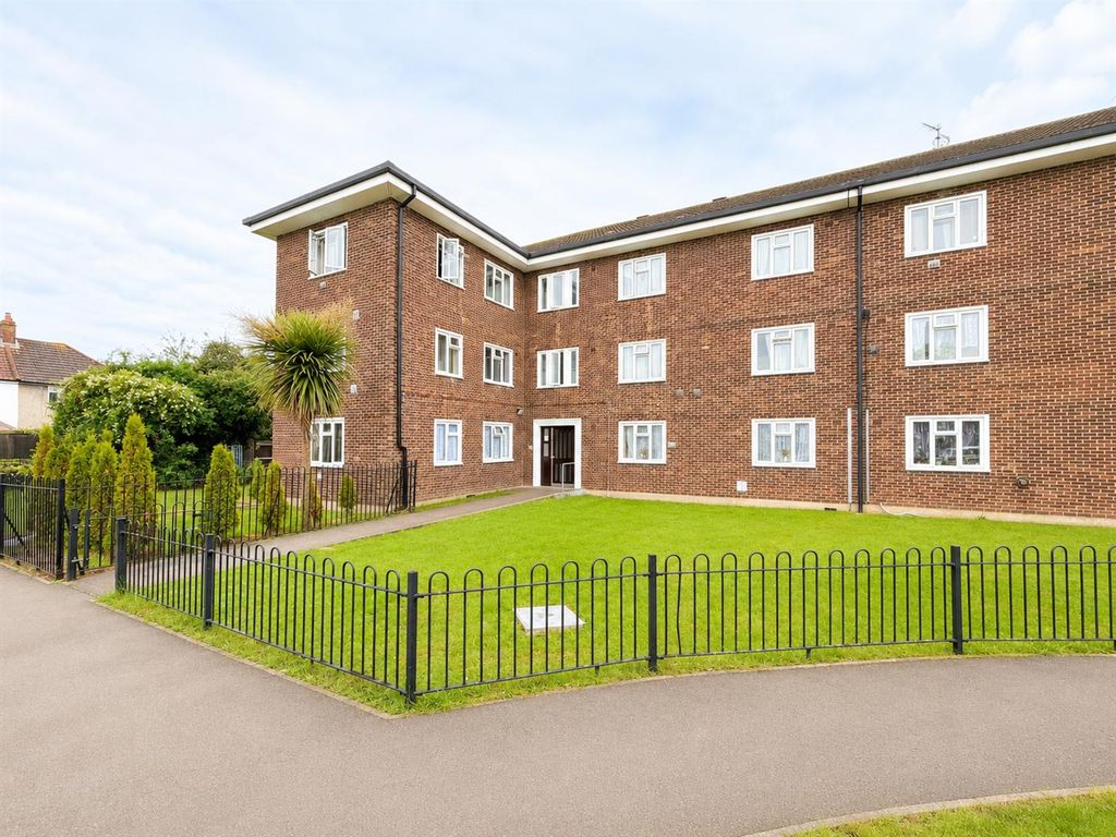 Property photo 1 of 8 Cobbs Road