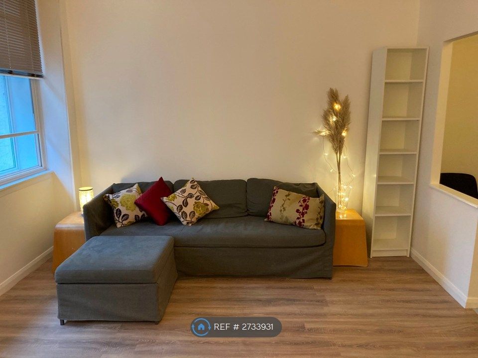 Property photo 1 of 16 Sofa For Lounging