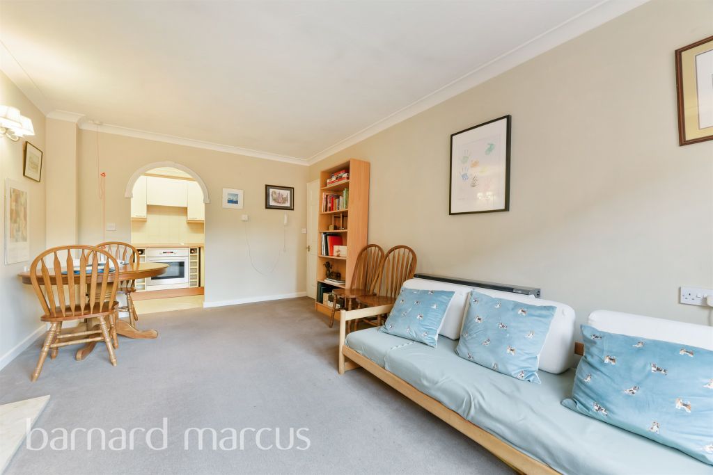 Property photo 3 of 8