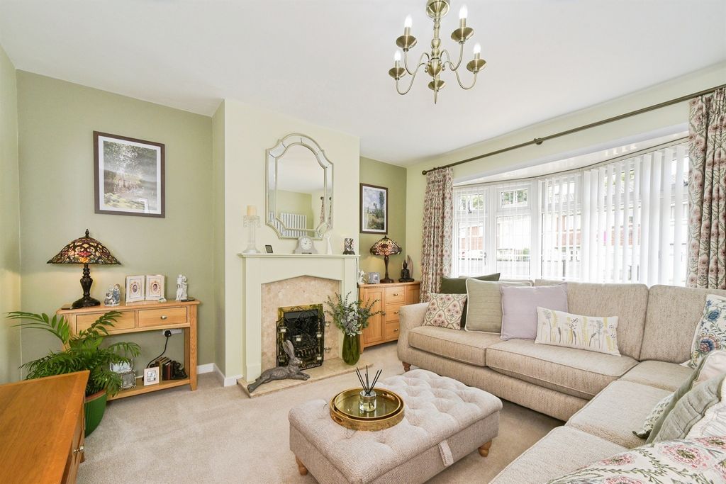 Property photo 3 of 17