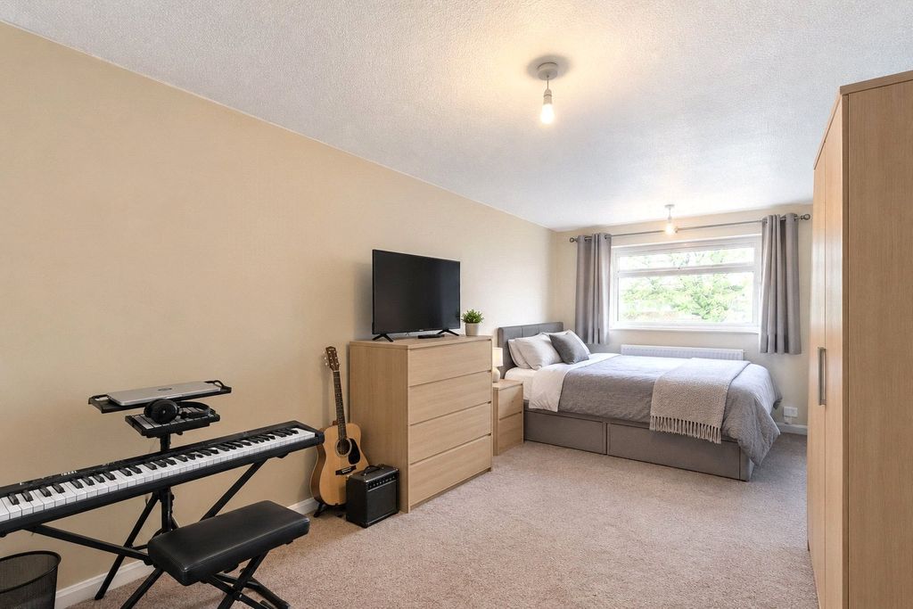 Property photo 2 of 5 Picture No. 04