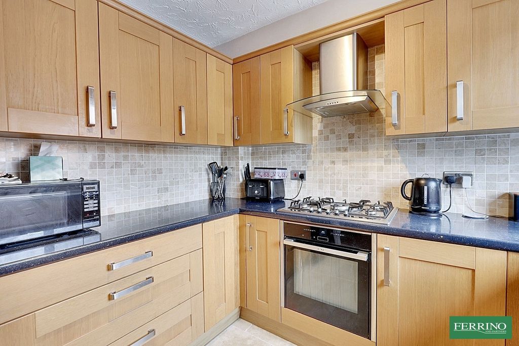Property photo 3 of 22 Kitchen