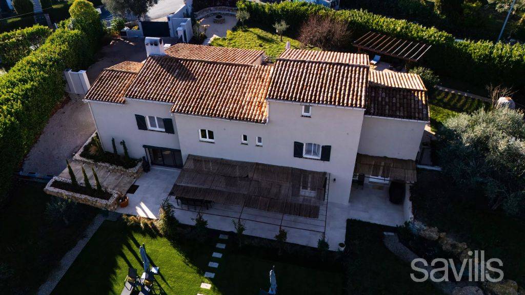 Property photo 3 of 32