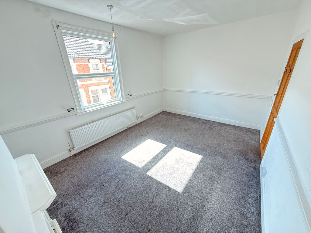 Property photo 3 of 13 Image