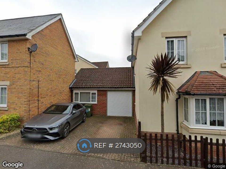 Property photo 1 of 8