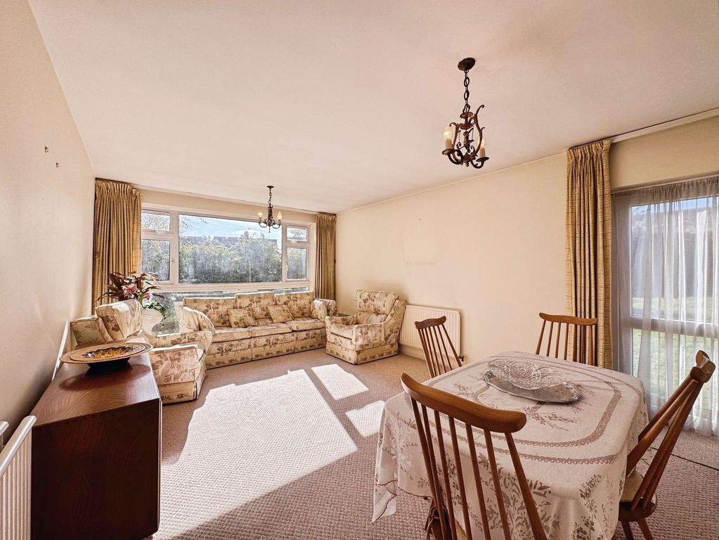 Property photo 1 of 16 Reception/Dining Area