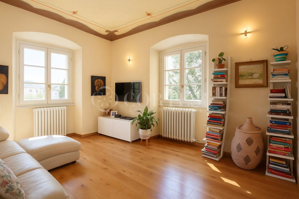 Property photo 1 of 13 Charming Renovated Apartment With Original Frescoes And View Of Santa Maria Della Reggia Church – Historic Center Of Umbertide