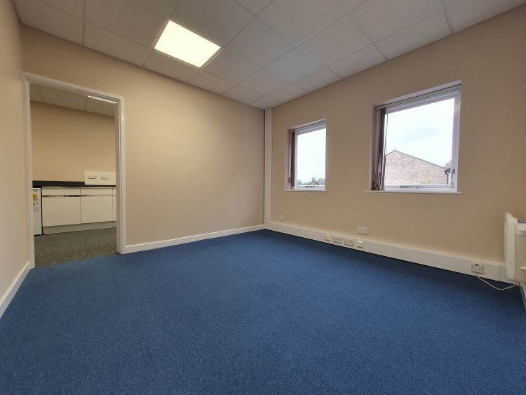 Property photo 3 of 7