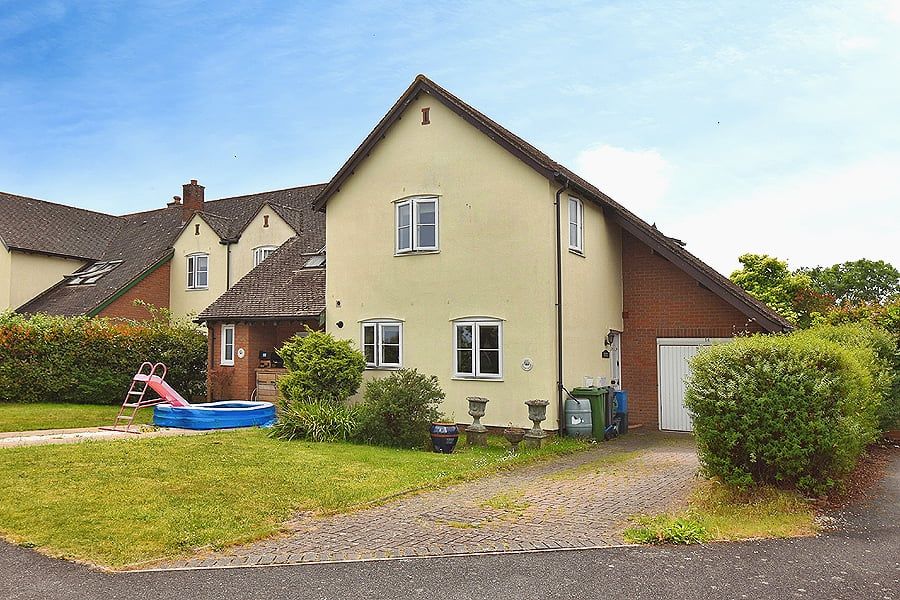 Property photo 1 of 19