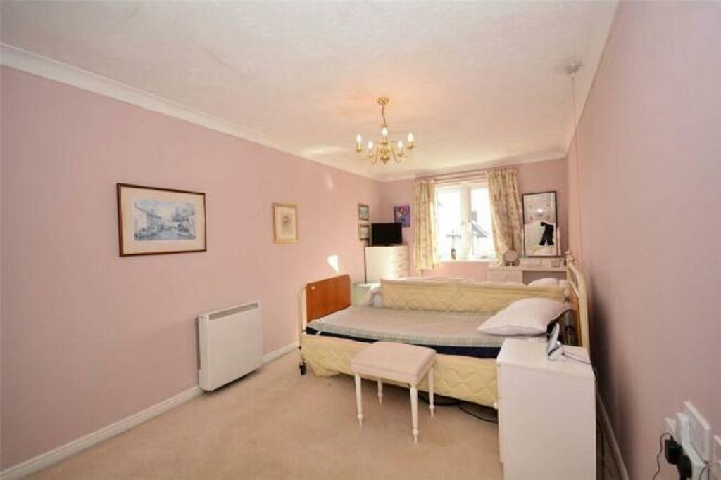 Property photo 3 of 10