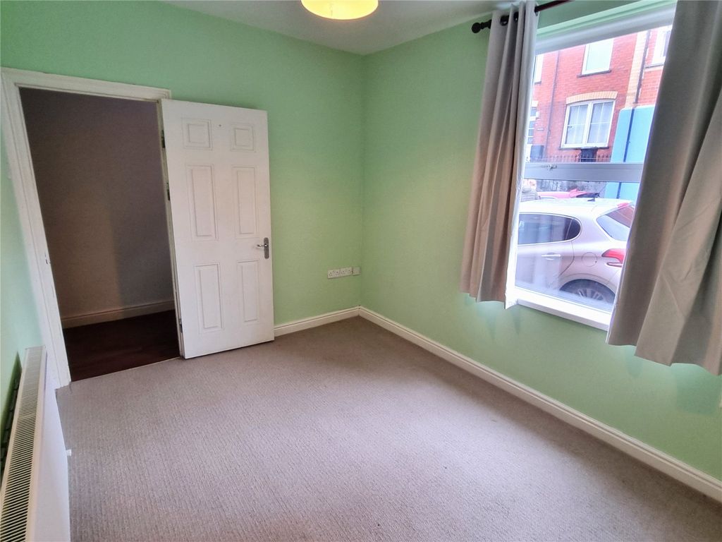 Property photo 3 of 19 Picture No. 11