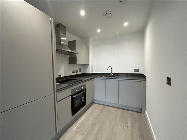 Property photo 1 of 8 Kitchen