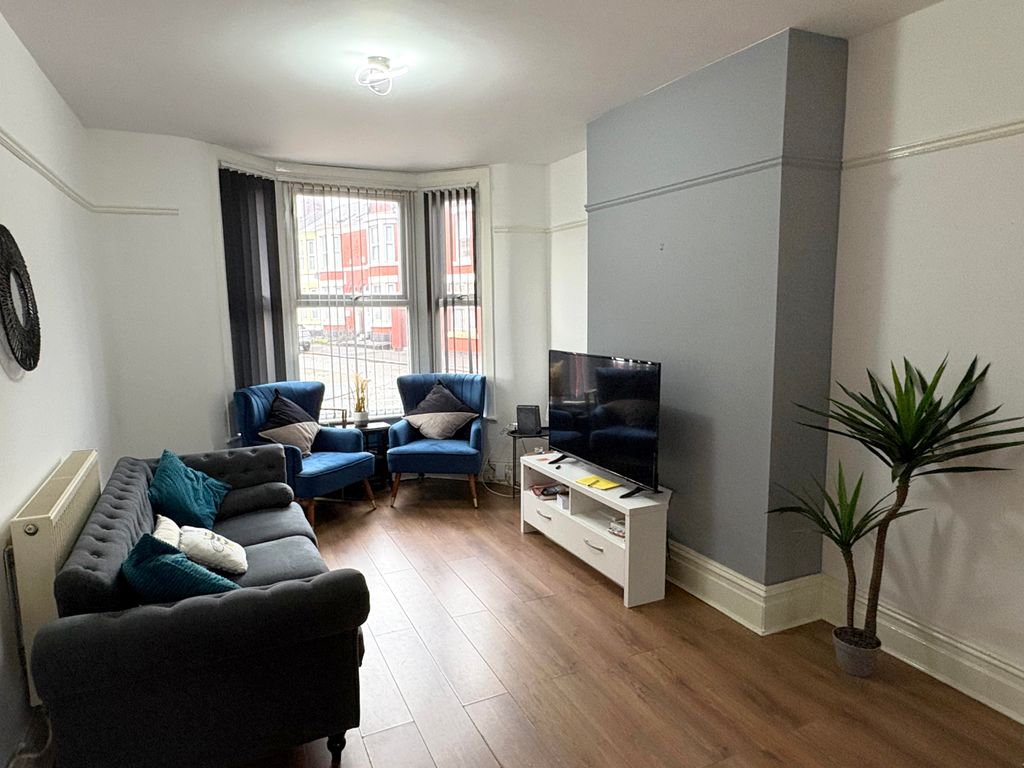 Property photo 2 of 7 Unnamed (2)