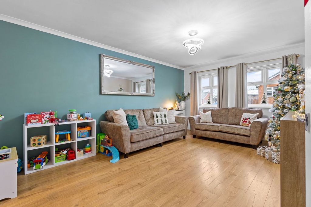 Property photo 3 of 40