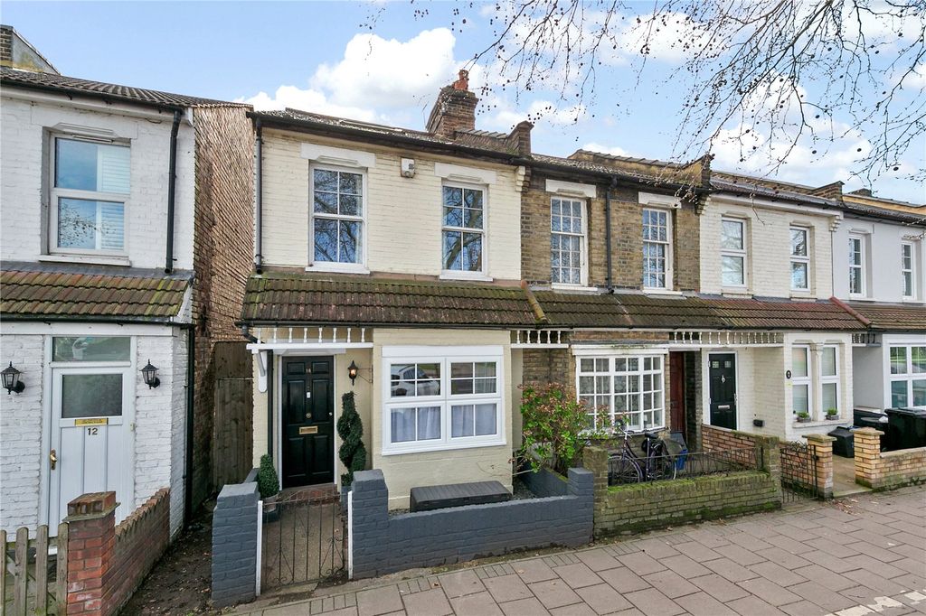 Property photo 2 of 18 Picture No. 02