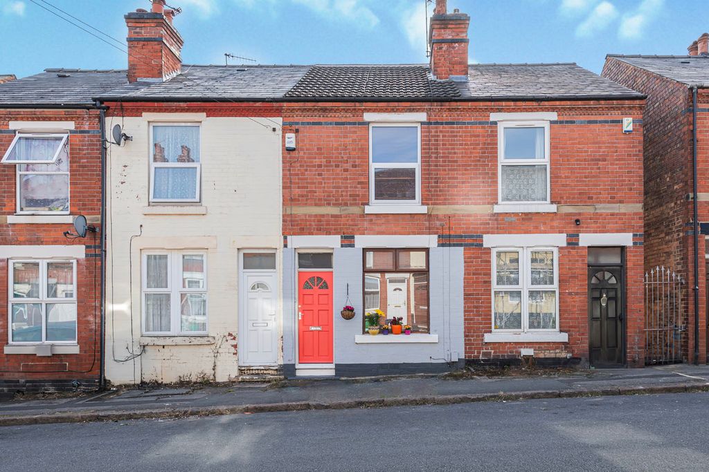 Property photo 1 of 22