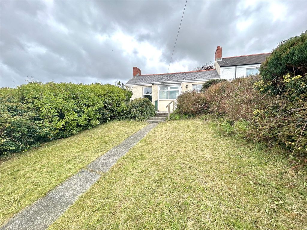 Property photo 1 of 20 Picture No. 05