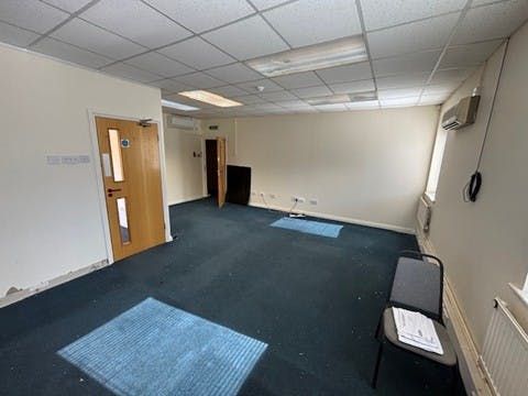 Property photo 3 of 7 8Ccpicture2 06 10 2025.Jpg