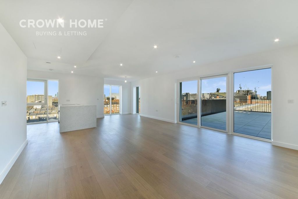 Property photo 1 of 27