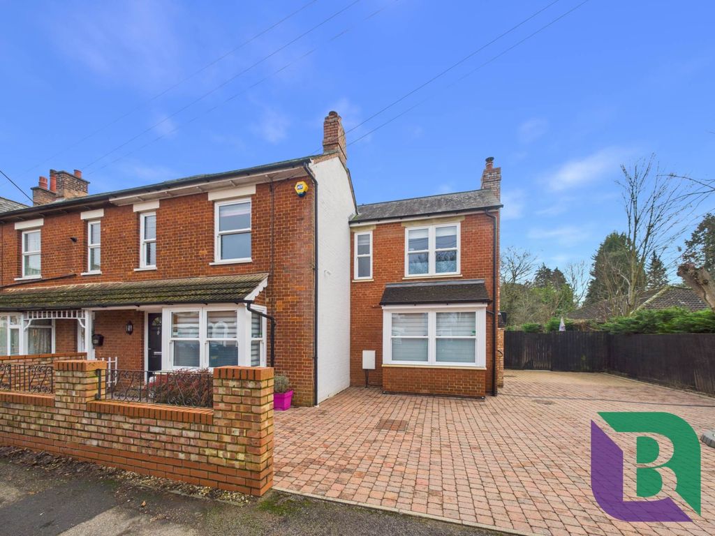 Property photo 1 of 30