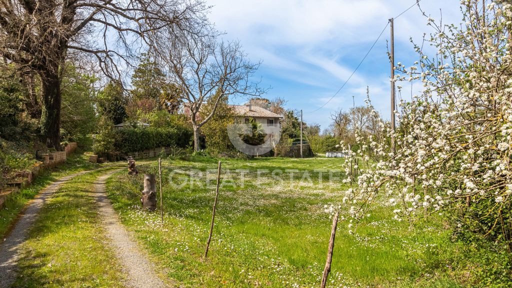 Property photo 2 of 31 Exteriors