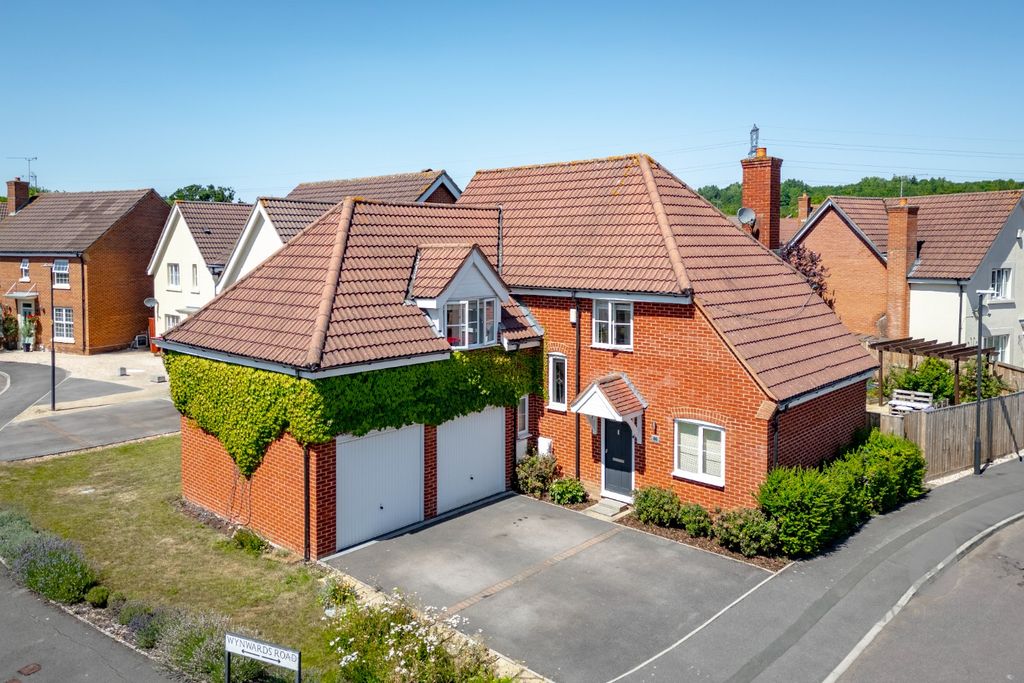 Property photo 1 of 42 4327190
