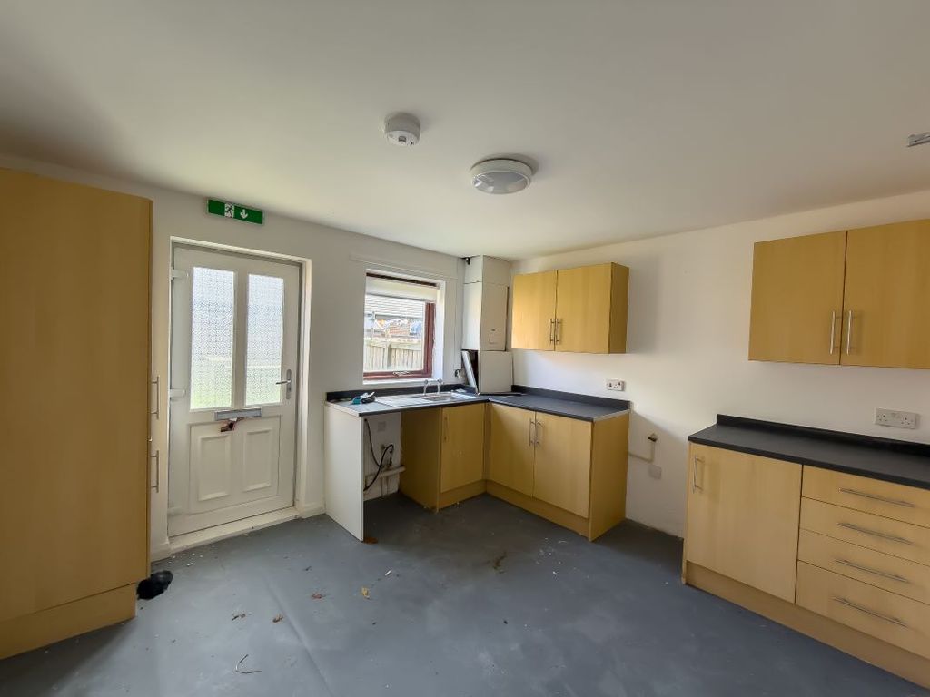 Property photo 2 of 10 Image 2