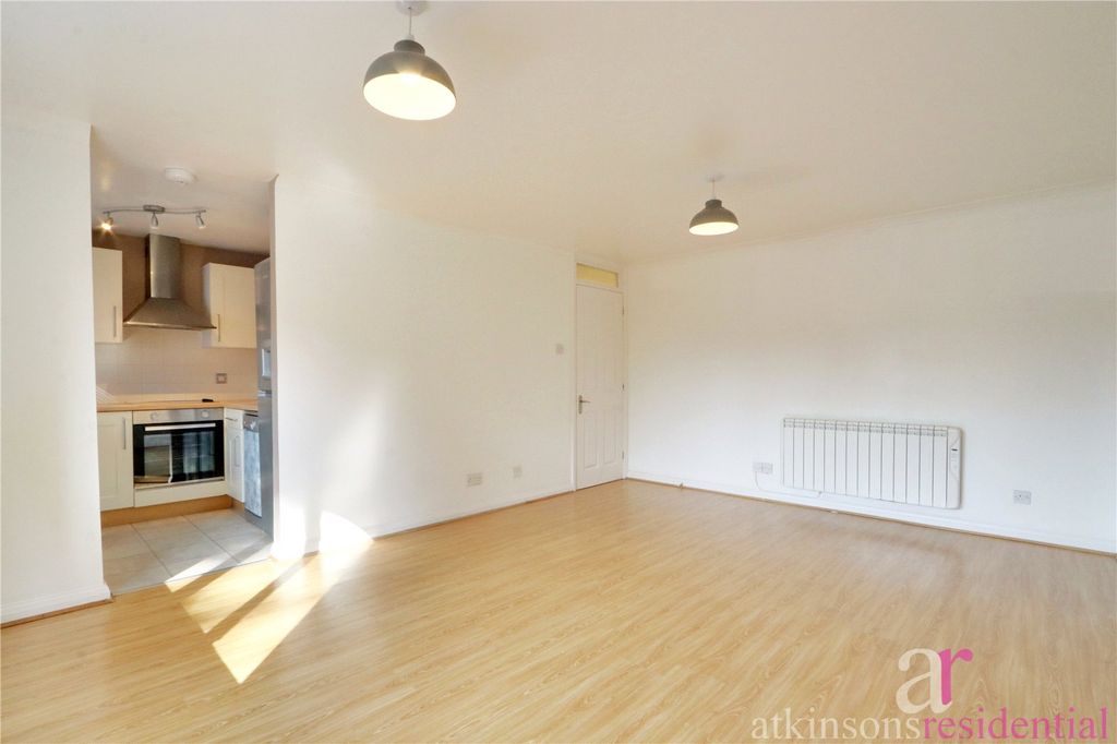 Property photo 3 of 13 Picture No. 11