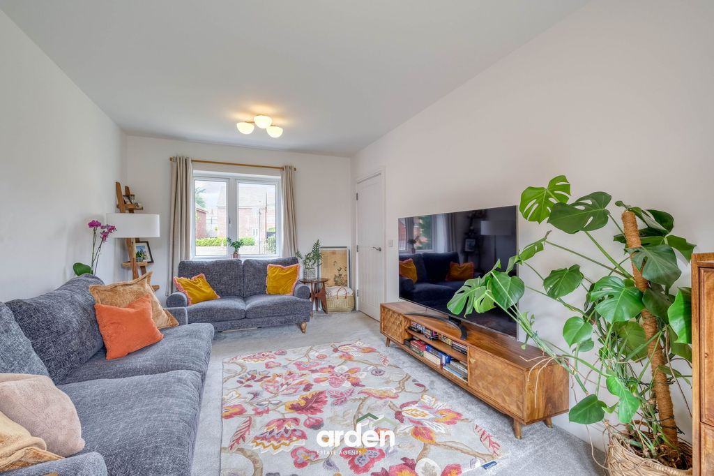 Property photo 2 of 26