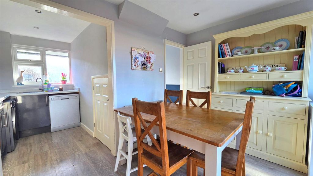 Property photo 3 of 10 Kitchen/Diner/Utility