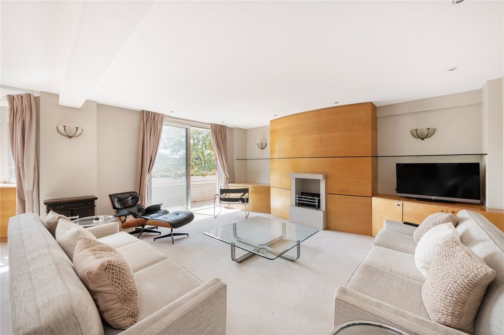 Property photo 2 of 20 Picture No. 08