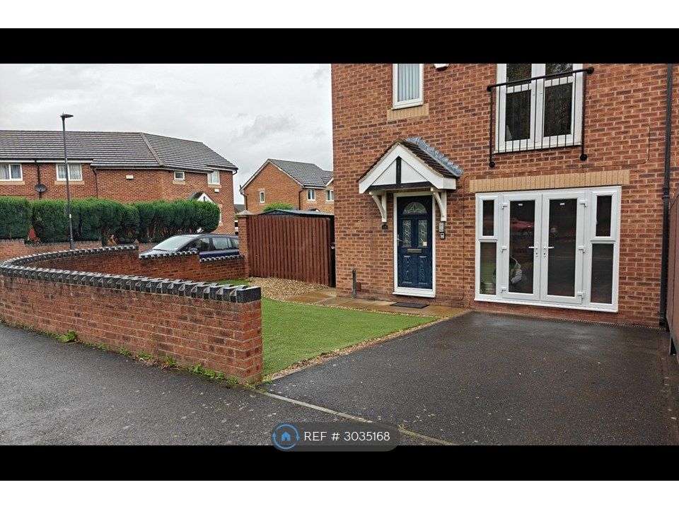 Property photo 2 of 27