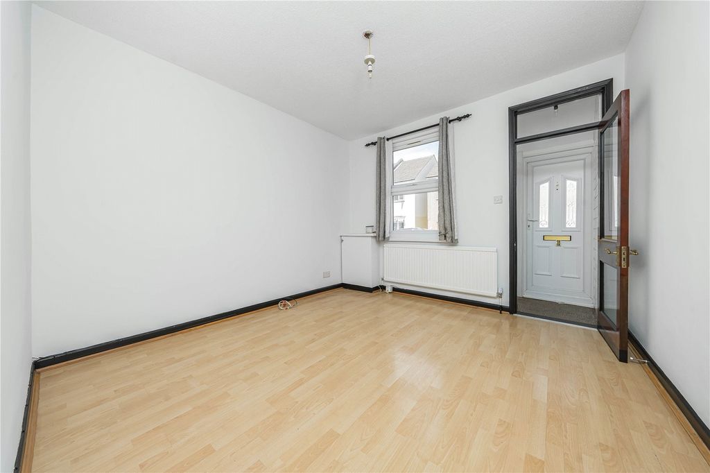 Property photo 2 of 12 Picture No. 01